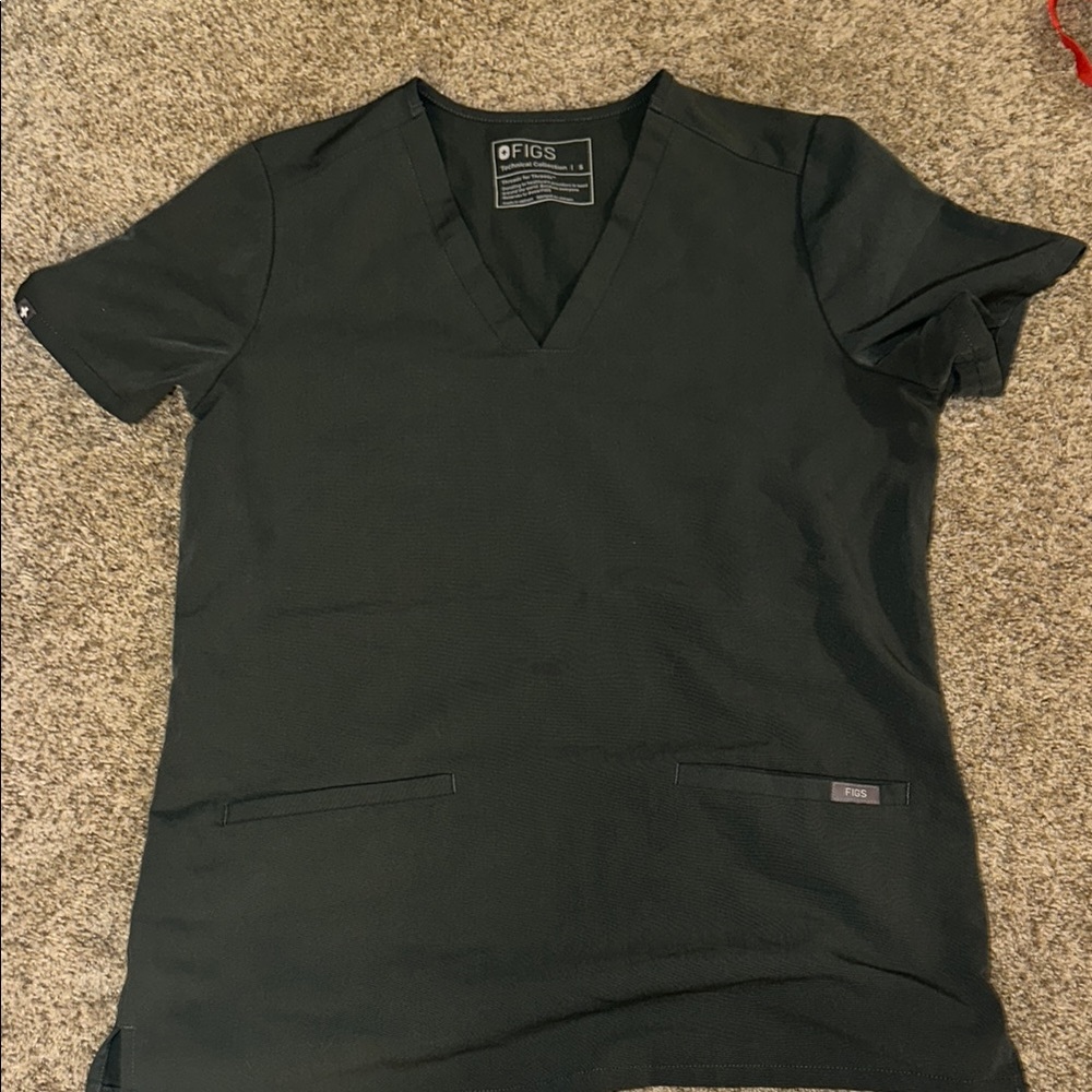 Figs Charcoal V-Neck Scrub Top